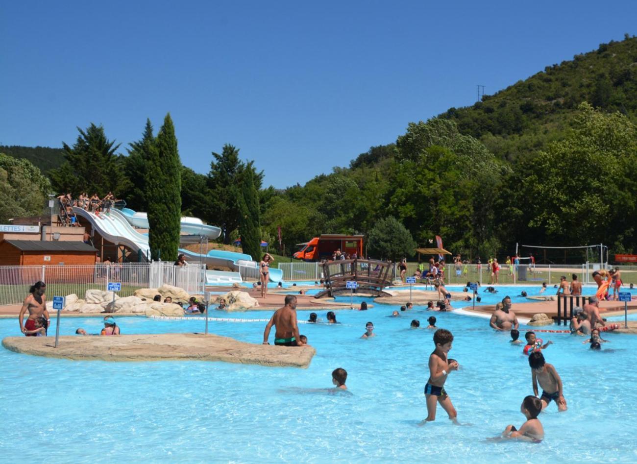 Le Mas Du Figuier, Maison De Vacances Le Bousquet-d'Orb Luaran gambar